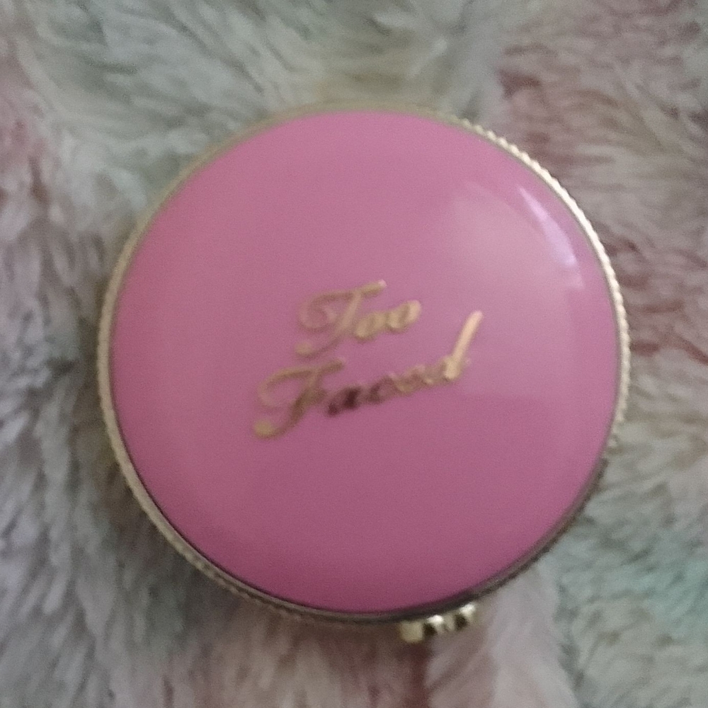 Too Faced Candy Clouds Blush